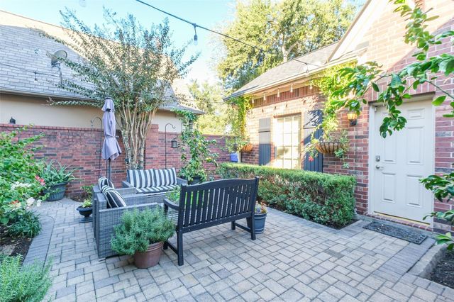 11413 Gallant Ridge Lane, Houston, TX 77082