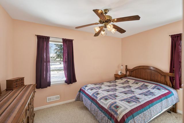 500 5th Avenue S, Hopkins, MN 55343