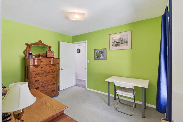 500 5th Avenue S, Hopkins, MN 55343