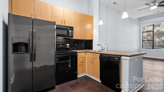 2125 Southend Drive, Charlotte, NC 28203