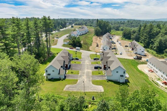 13D Mustang Dr, Litchfield, NH 03052