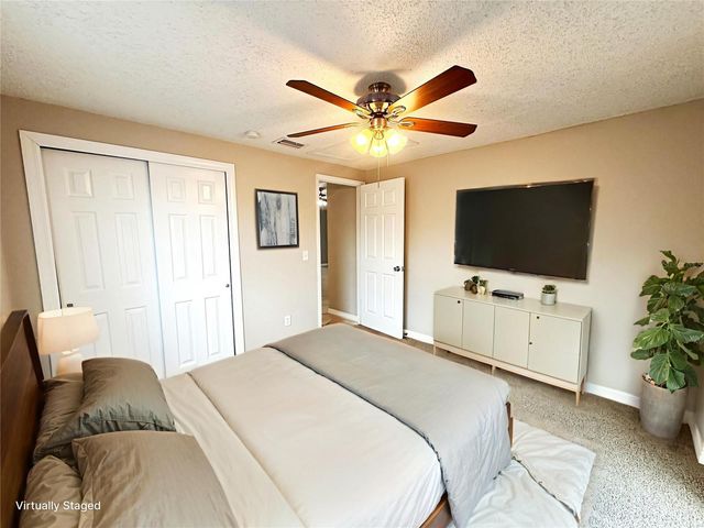 8202 ALMOND PLACE, Tampa, FL 33615