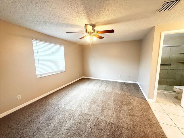 8202 ALMOND PLACE, Tampa, FL 33615