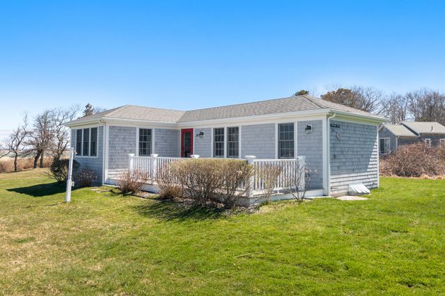 280 Harbor Point Road, Barnstable, MA 02630
