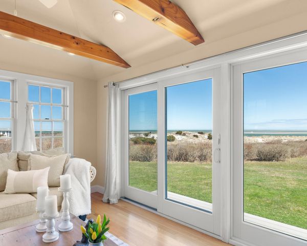 280 Harbor Point Road, Barnstable, MA 02630