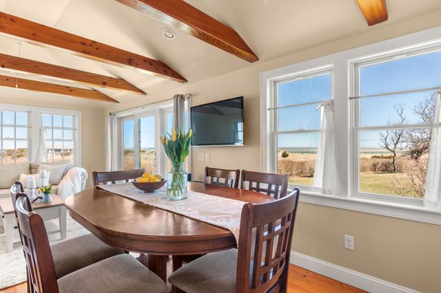 280 Harbor Point Road, Barnstable, MA 02630