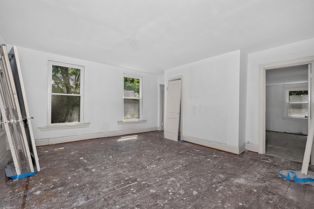 1718 Monmouth Street, Newport, KY 41071