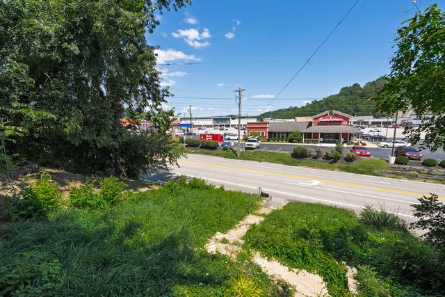 1718 Monmouth Street, Newport, KY 41071