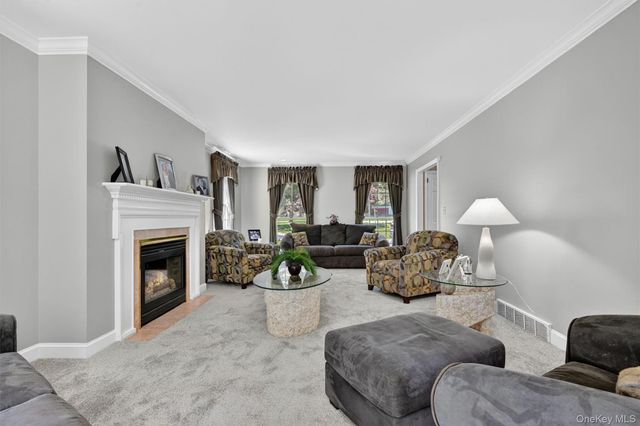 3 Truman Court, Middletown, NY 10940