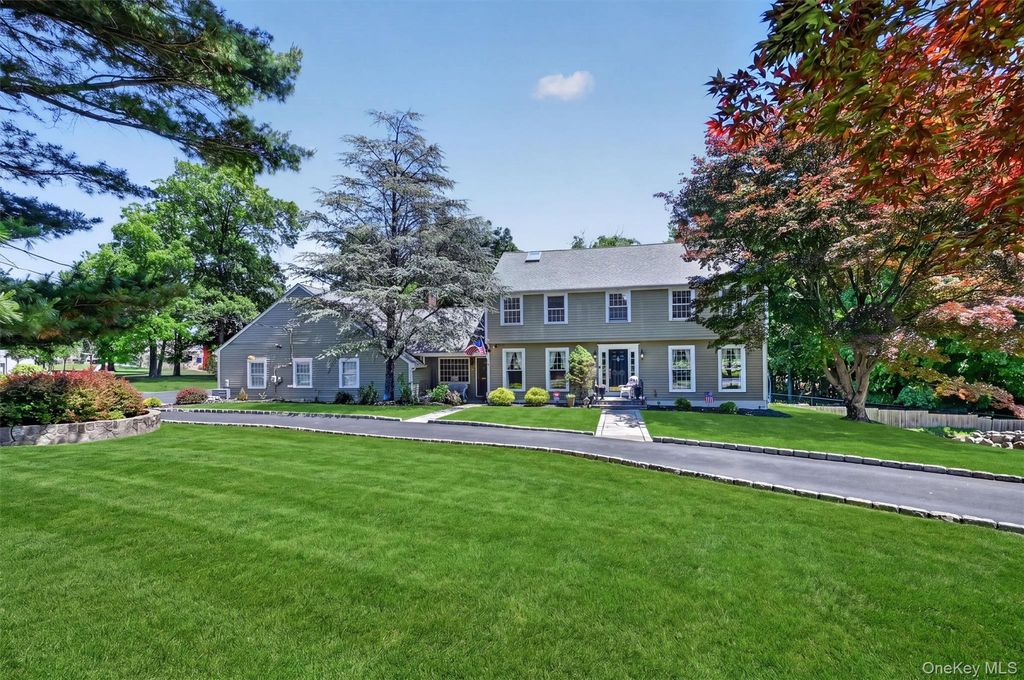 3 Truman Court, Middletown, NY 10940