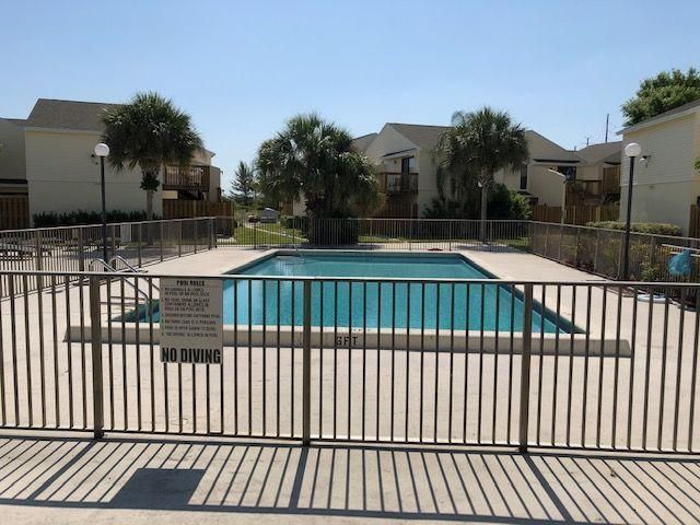 645 Executive Center Drive R-207, West Palm Beach, FL 33401