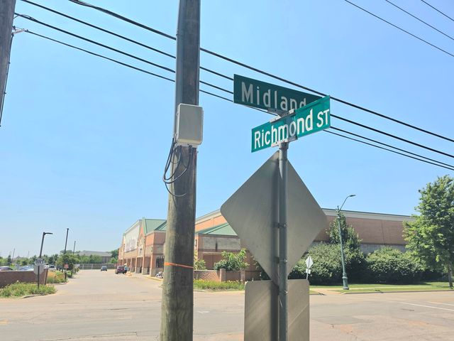 1312 Richmond Street, Joliet, IL 60435