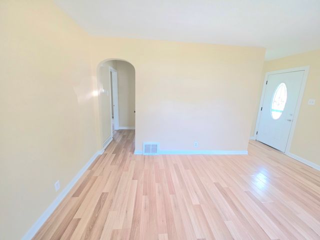 1312 Richmond Street, Joliet, IL 60435