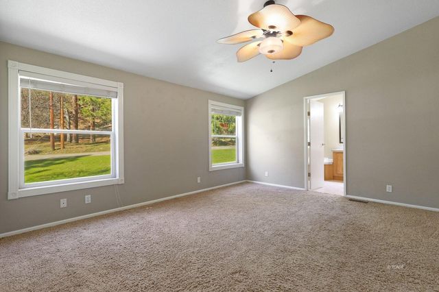 180 Steelhead Circle, Lewiston, CA 96052