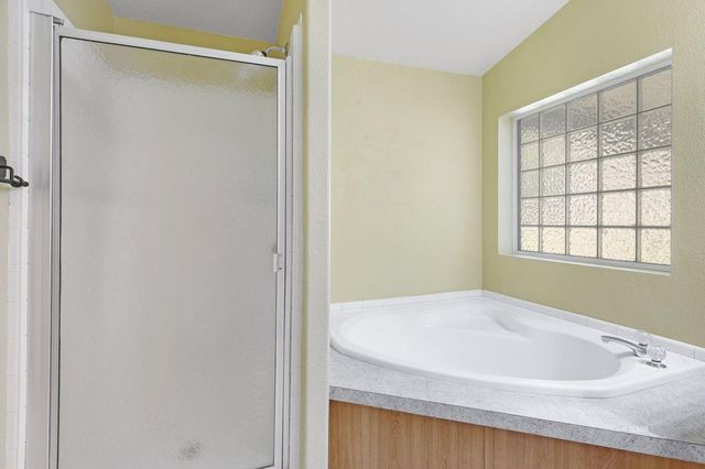 180 Steelhead Circle, Lewiston, CA 96052