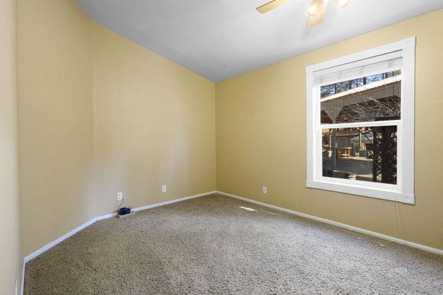 180 Steelhead Circle, Lewiston, CA 96052