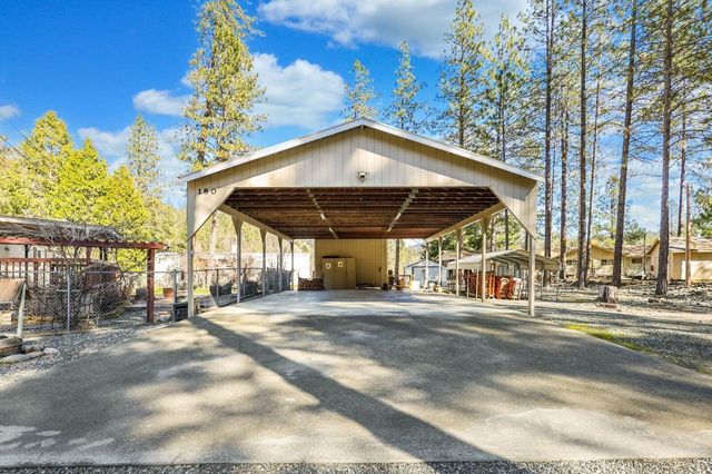 180 Steelhead Circle, Lewiston, CA 96052