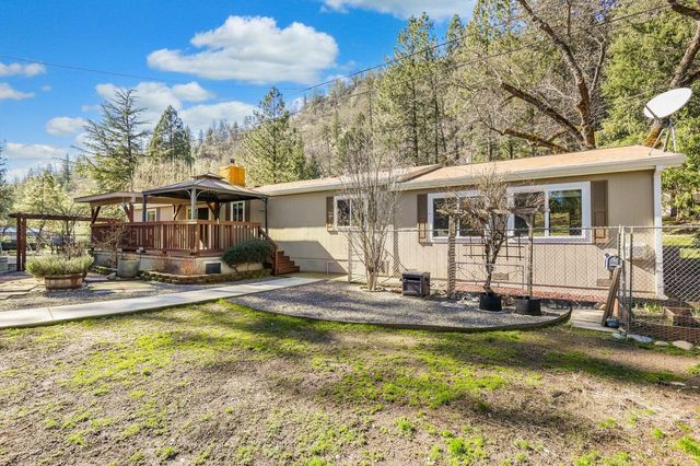 180 Steelhead Circle, Lewiston, CA 96052