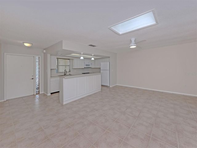6108 GREEN VIEW DRIVE 143, Sarasota, FL 34231