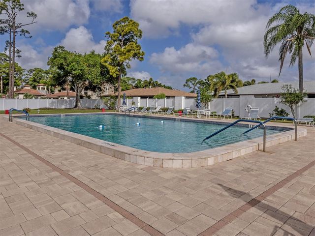 6108 GREEN VIEW DRIVE 143, Sarasota, FL 34231