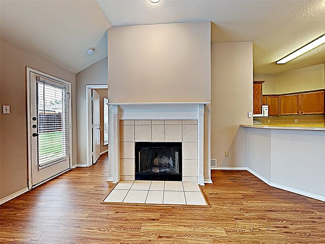 14104 Esperanza Drive, Fort Worth, TX 76052