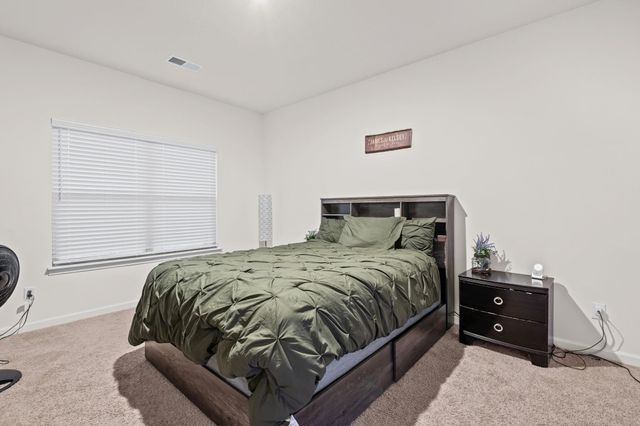 257 COLONIAL HEIGHTS DR, Munford, TN 38058