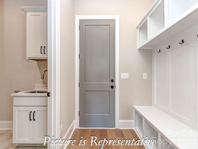 16818 Harbor View Road, Charlotte, NC 28278