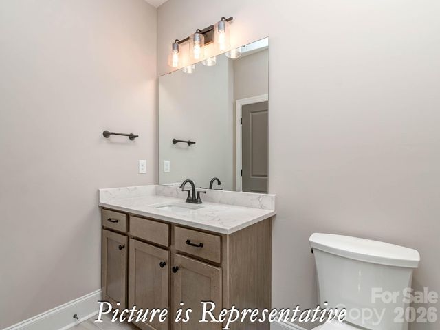 16818 Harbor View Road, Charlotte, NC 28278