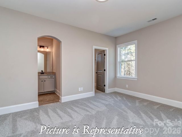 16818 Harbor View Road, Charlotte, NC 28278