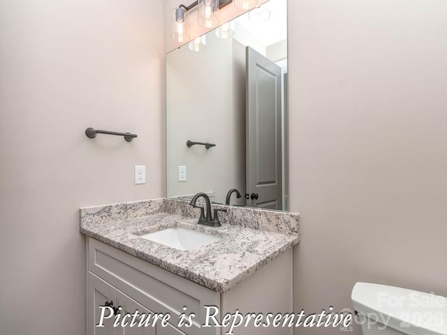 16818 Harbor View Road, Charlotte, NC 28278