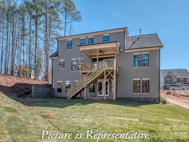16818 Harbor View Road, Charlotte, NC 28278