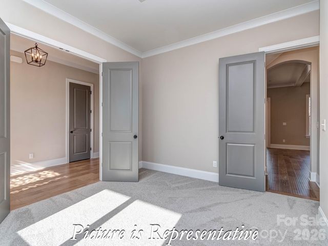 16818 Harbor View Road, Charlotte, NC 28278