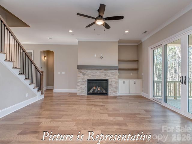 16818 Harbor View Road, Charlotte, NC 28278