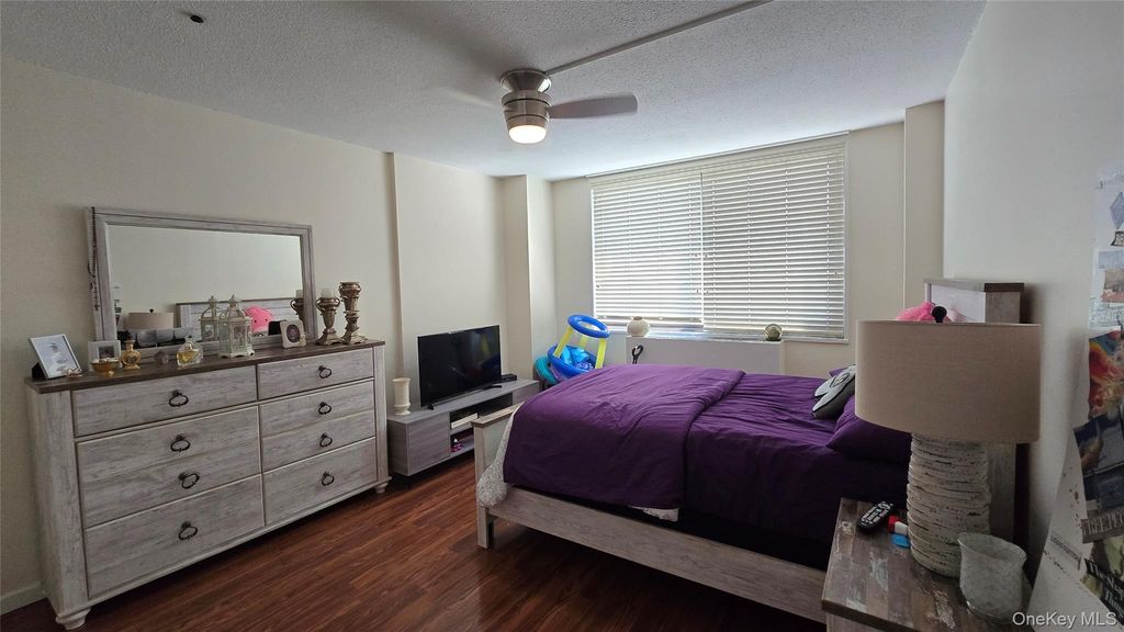 2 Bay Club Dr 10Z3, Bayside, NY 11360 — photo 5