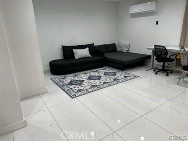 5032 amestoy, Encino, CA 91316