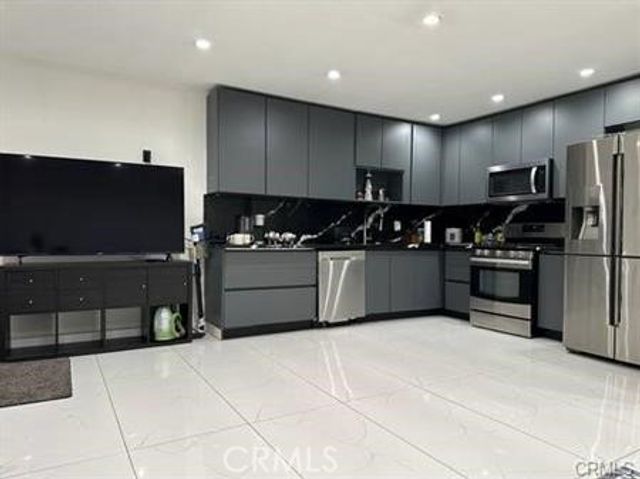 5032 amestoy, Encino, CA 91316