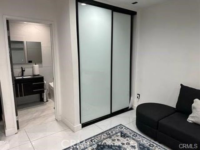 5032 amestoy, Encino, CA 91316