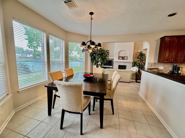 6806 Sable River Court, Missouri City, TX 77459