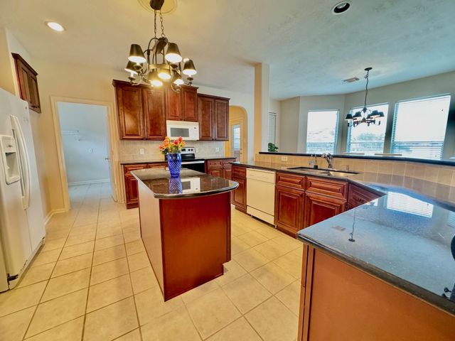 6806 Sable River Court, Missouri City, TX 77459