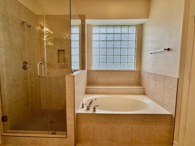 6806 Sable River Court, Missouri City, TX 77459
