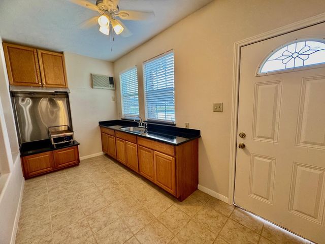 6806 Sable River Court, Missouri City, TX 77459