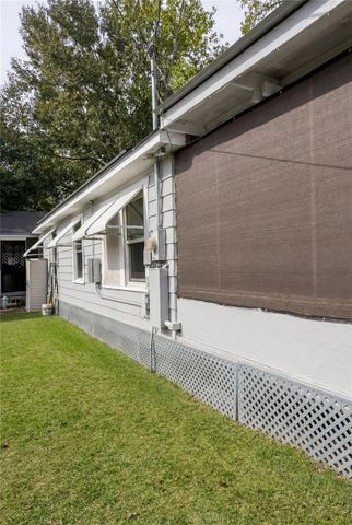 511 S Winfree Street, Dayton, TX 77535