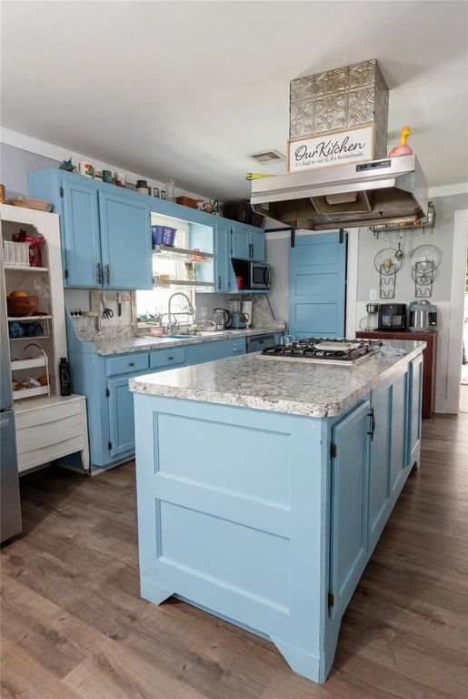 511 S Winfree Street, Dayton, TX 77535