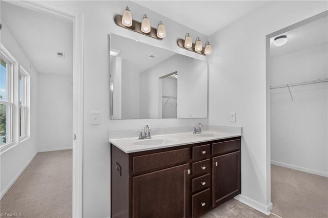 3424 Vickrey Woods Place, High Point, NC 27260