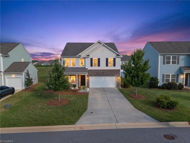 3424 Vickrey Woods Place, High Point, NC 27260