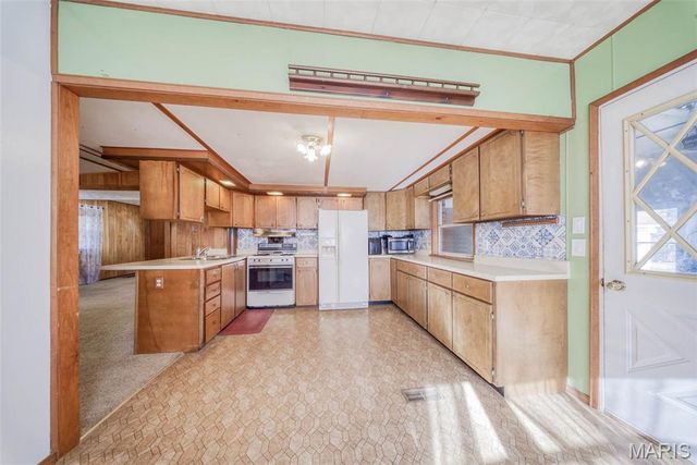 36395 Highway 72, Salem, MO 65560