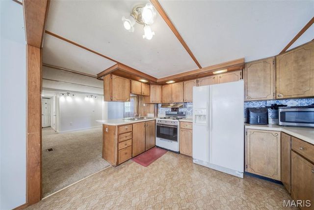 36395 Highway 72, Salem, MO 65560