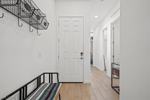 823 Eaton Falls Street, Henderson, NV 89011