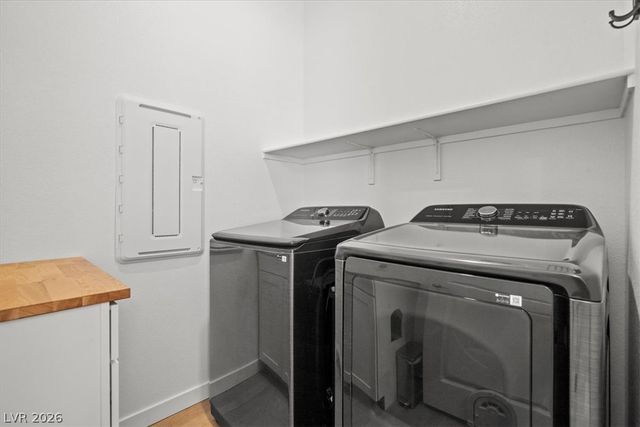823 Eaton Falls Street, Henderson, NV 89011