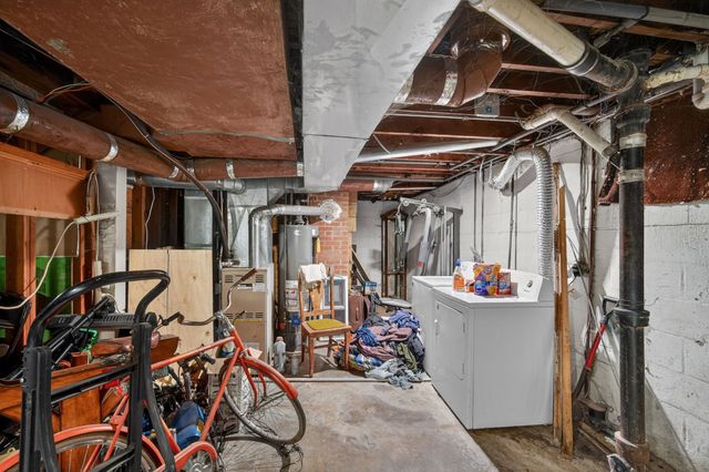 2755 Adams Avenue, Des Moines, IA 50310